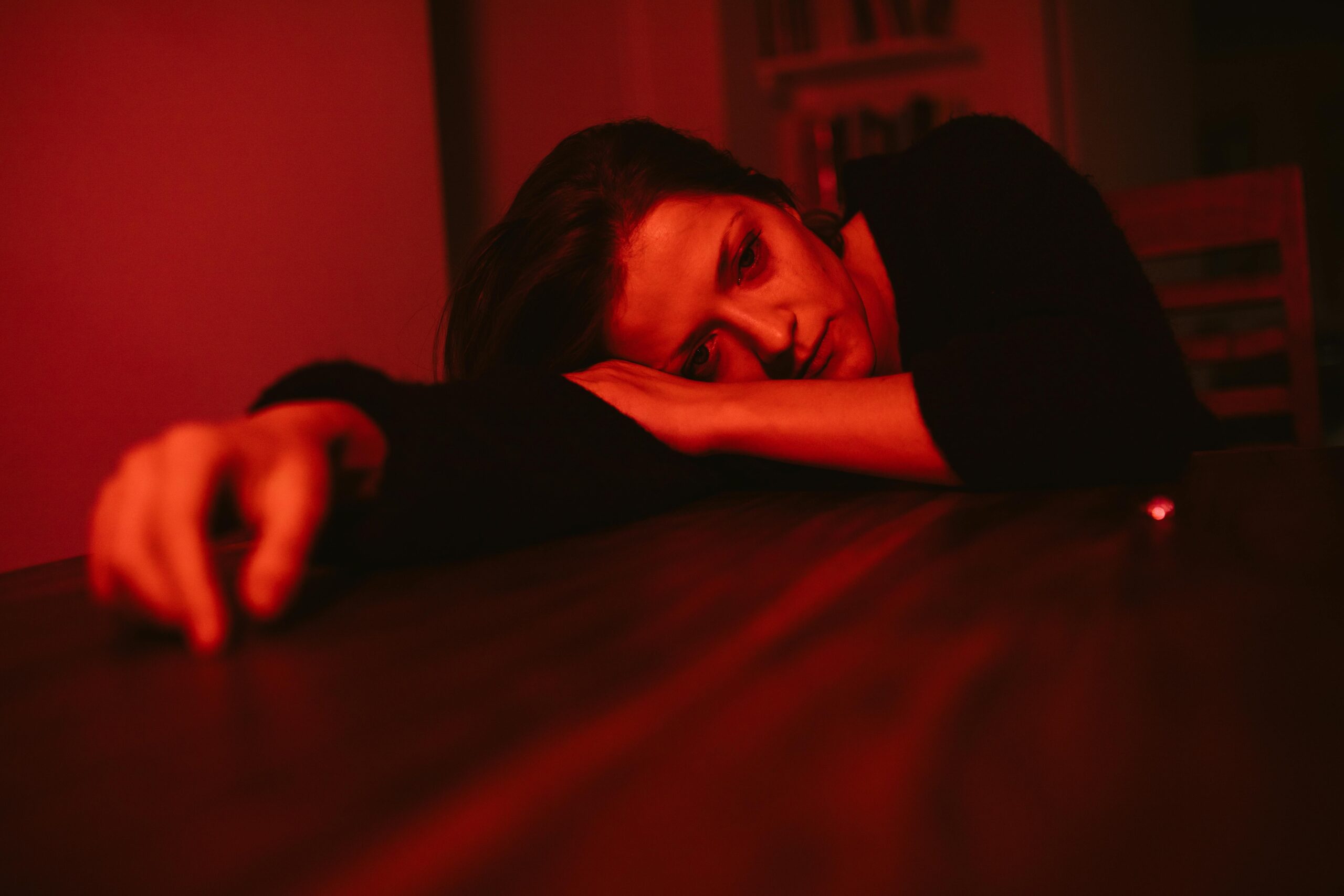 Kostenloses Stock Foto zu #indoor, alleinerziehende mutter, anwalt